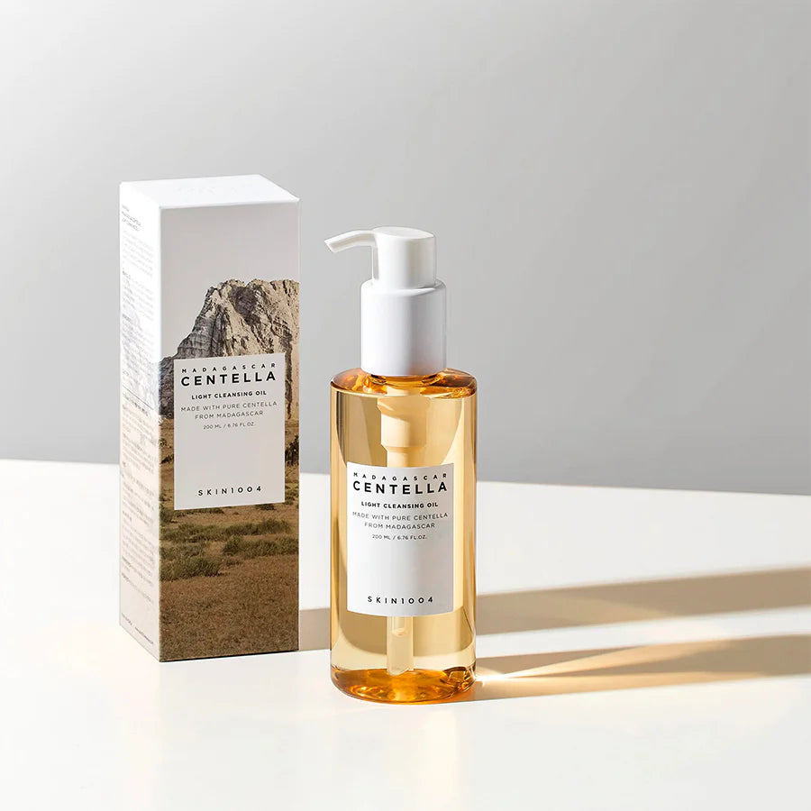 El limpiador en aceite SKIN1004 Madagascar Centella Light